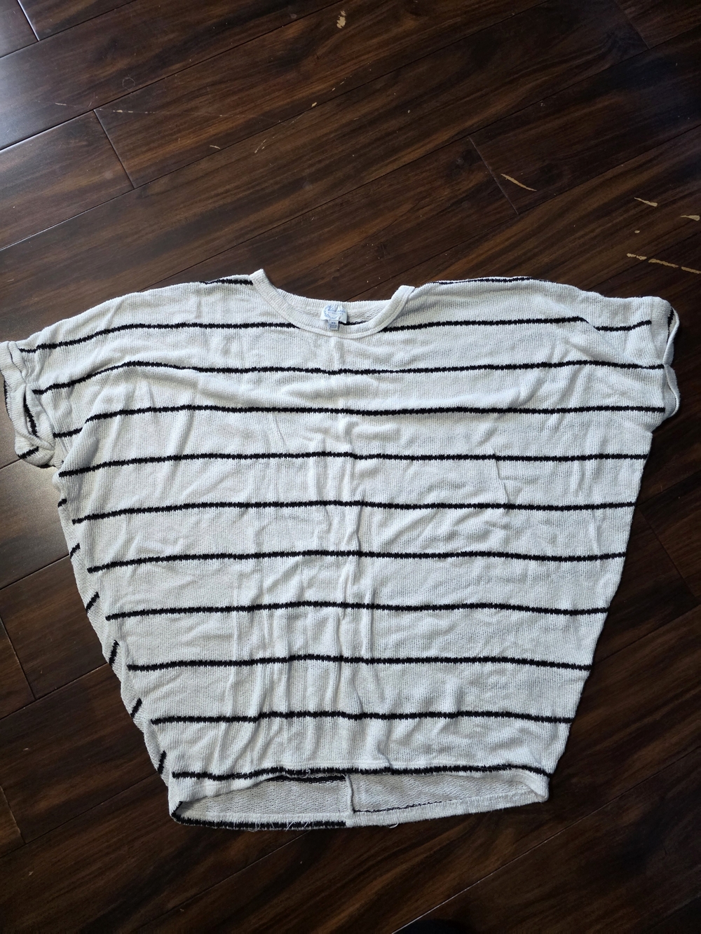 Striped Short Sleeve Knit Top - White/Black